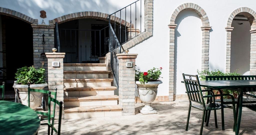 Villa Anna Savini Casa Vacanze Atri Dış mekan fotoğraf