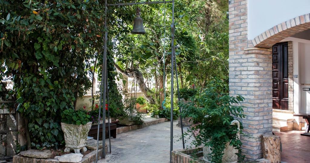 Villa Anna Savini Casa Vacanze Atri Dış mekan fotoğraf