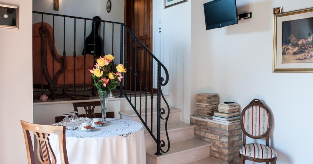 Villa Anna Savini Casa Vacanze Atri Dış mekan fotoğraf